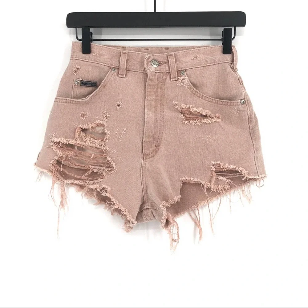 VTG LEE Distressed Denim Short Dusty Pink - RUNS small - Picture 1 of 10